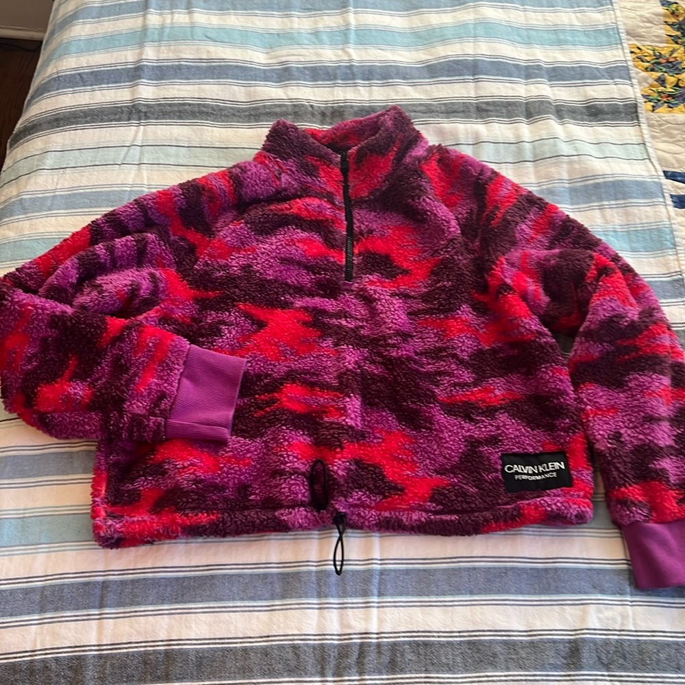 Calvin Klein Performance Cropped Camo Fleece Bright XL
